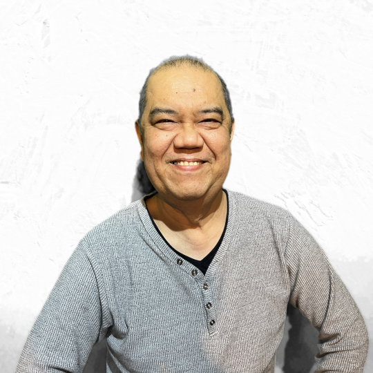 ボイストレーナー トモ